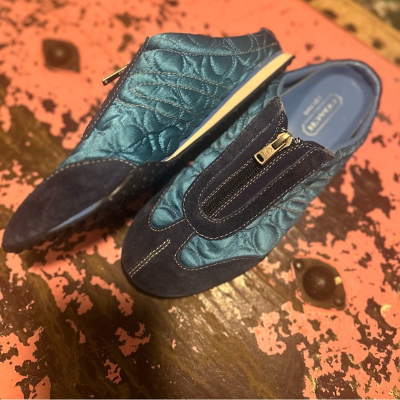 RARE Signature COACH blue slide on Women’s shoes Sz 7 - Picture 5 of 8